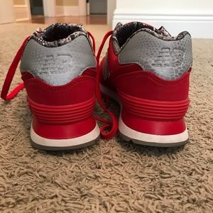 Women’s New Balance 574 classic sneakers